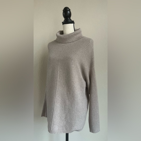 Cyrus Ribbed Turtleneck Pullover - Picture 2 of 10